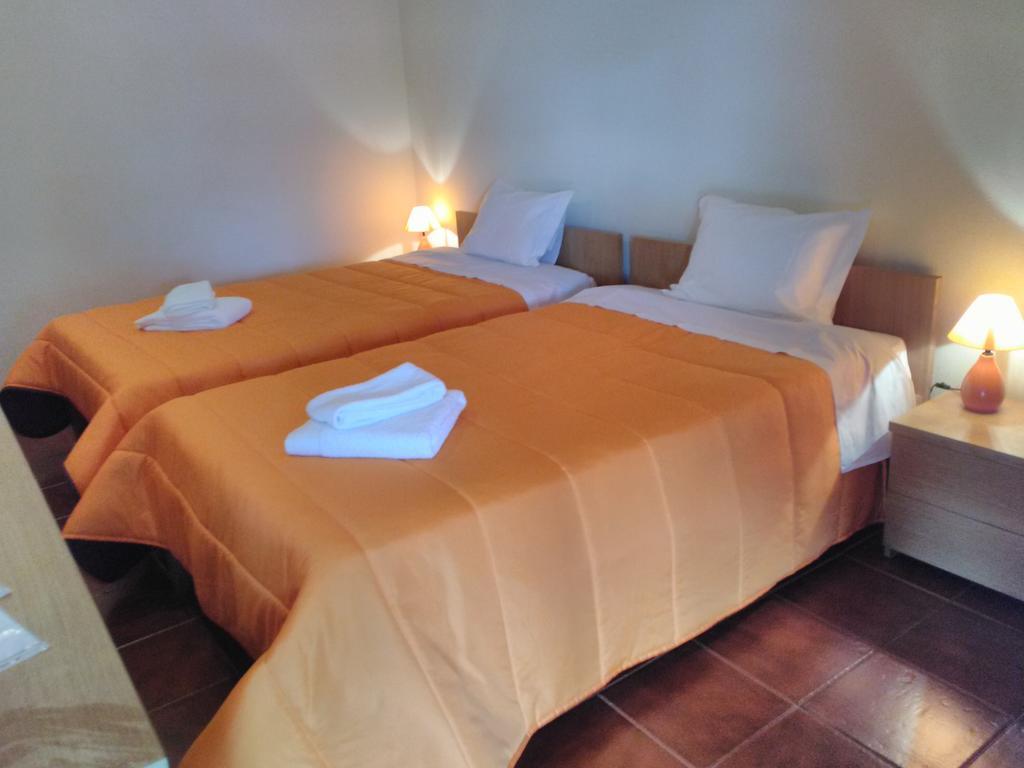 Hotel Monte Familia Ferreira Vale de Acor Esterno foto